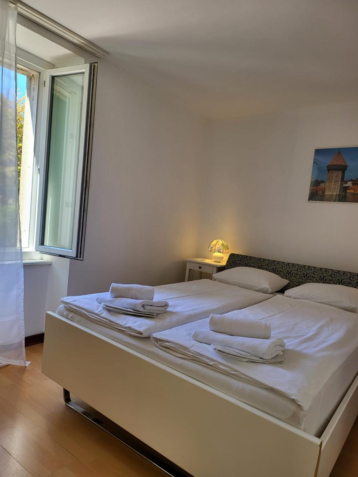 Bastis Central Guesthouse Lucerne City Eksteriør bilde