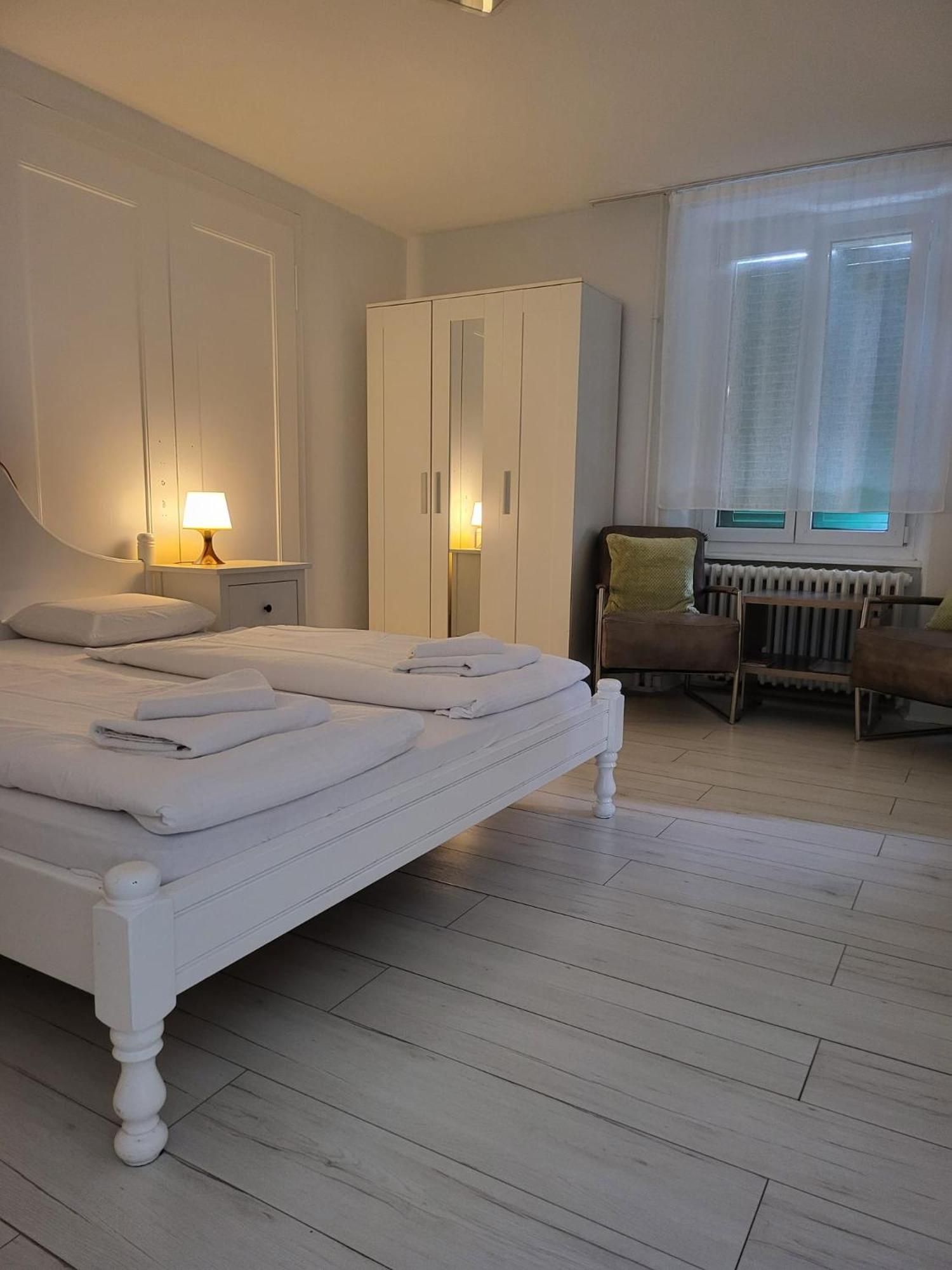 Bastis Central Guesthouse Lucerne City Eksteriør bilde