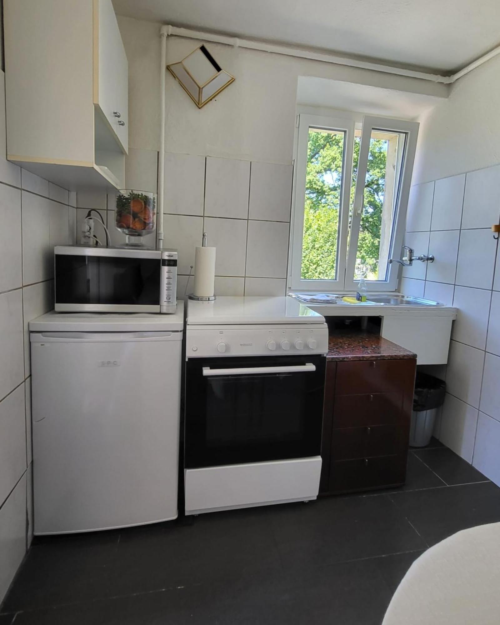 Bastis Central Guesthouse Lucerne City Eksteriør bilde